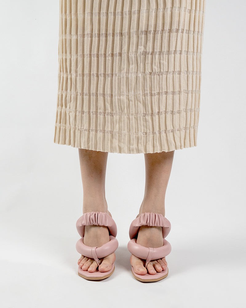 Love Design Chunky Block High Heel Elastic Strap Thong Sandals - Image 4